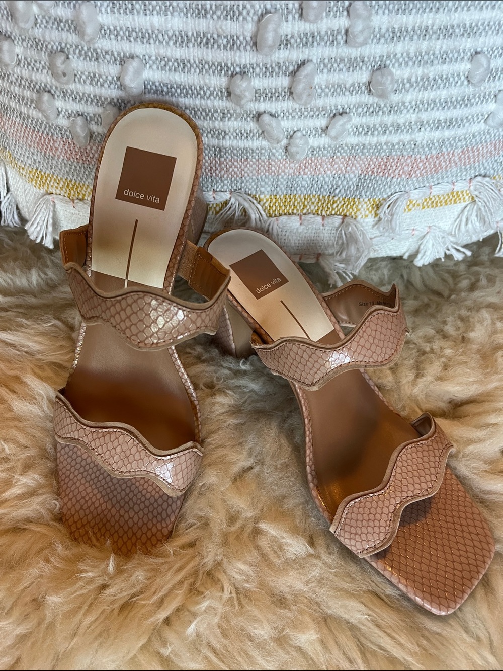NWOT Dolce Vita Snake-Embossed Tan Wavy Strap Block Heel Mules